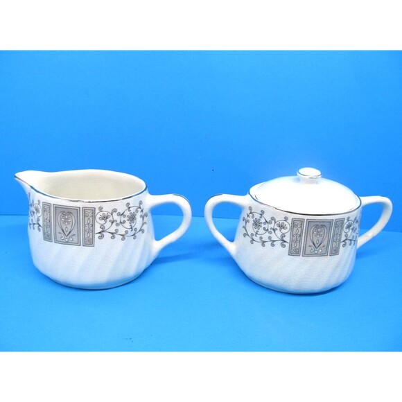 Enoch Wedgwood Manchester Covered Sugar Dish and Creamer - Picture 1 of 13